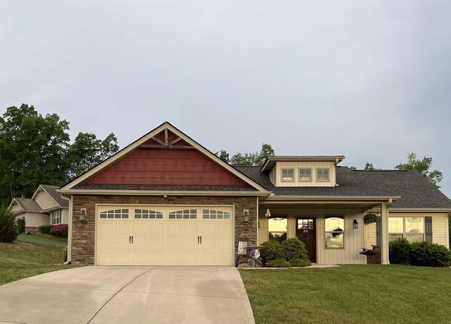 Property at 20 Hawkcrest Ct, Travelers Rest, SC 29690, 3 beds, 2 baths