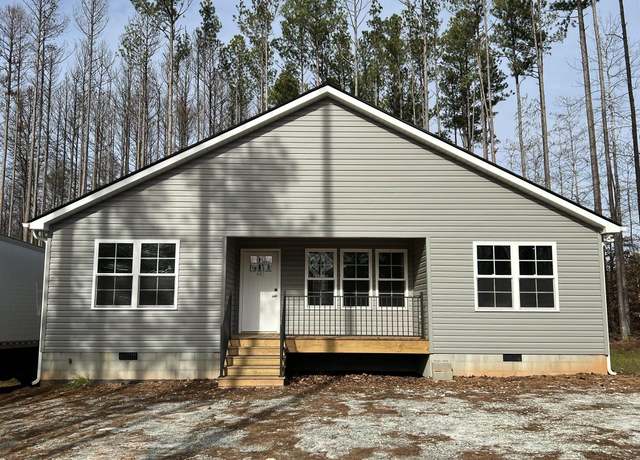 Property at 441 Pine Hollow Ln, West Union, SC 29696, 4 beds, 2 baths