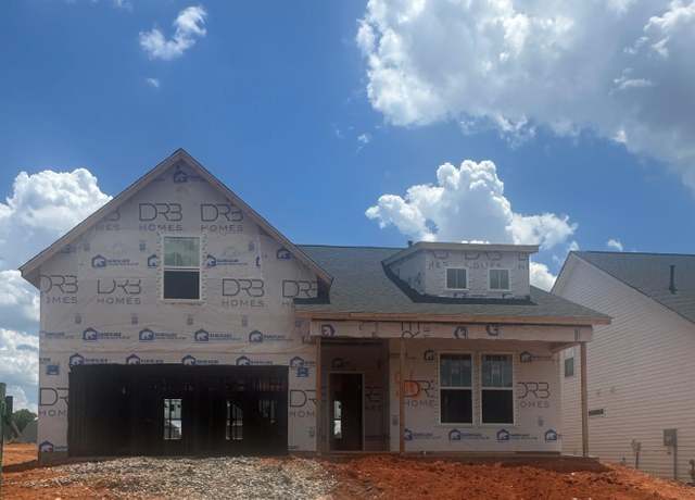 Property at 308 Florence St, Spartanburg, SC 29303, 4 beds, 2 baths