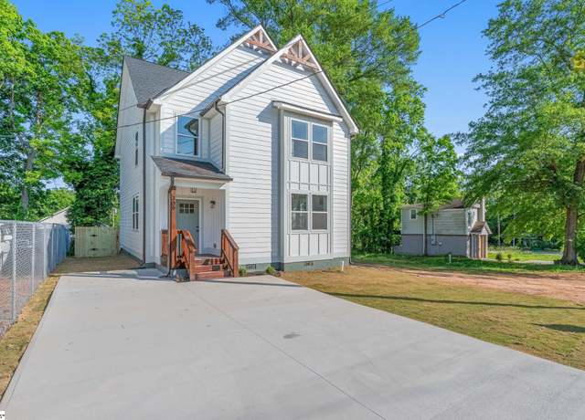 Property at 309 Maloy St, Greenville, SC 29601, 4 beds, 2.5 baths