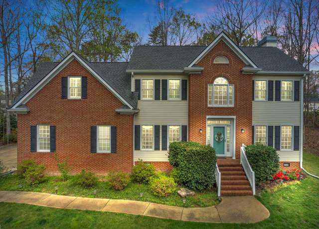 Property at 6 Clearwater Ct, Taylors, SC 29687, 3 beds, 2.5 baths