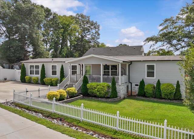 Property at 100 Catawba St, Greenville, SC 29611, 4 beds, 2 baths