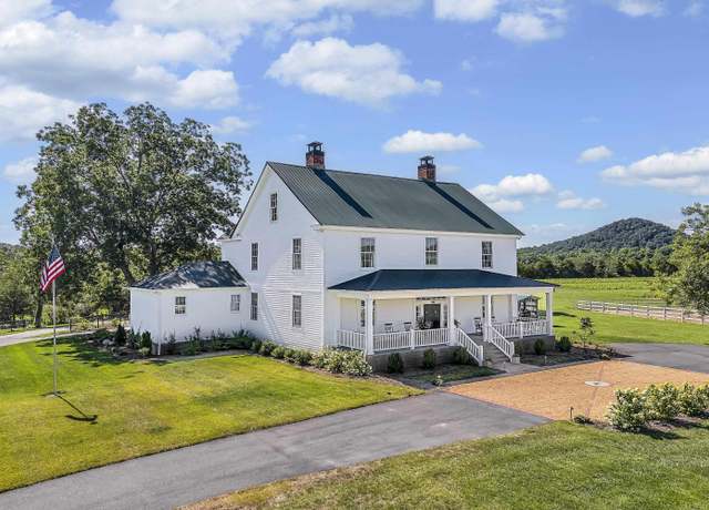Property at 1236 Midway Rd, Pickens, SC 29671, 5 beds, 4.5 baths