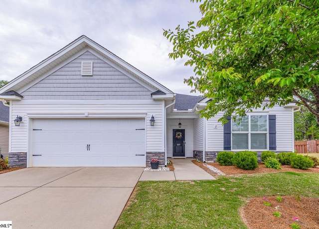 Property at 257 Cassingham Ln, Boiling Springs, SC 29316, 3 beds, 2 baths