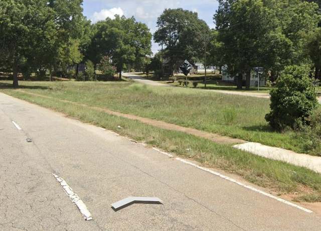 Property at 442 4th Ave, Greenville, SC 29605