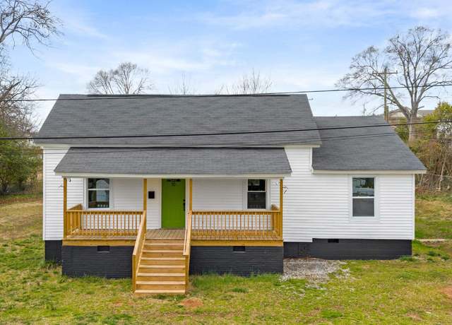 Property at 10 Clay St, Liberty, SC 29657, 3 beds, 2 baths