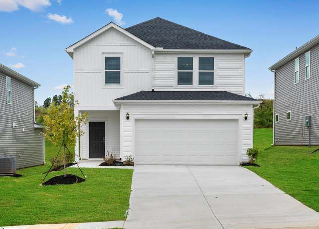 Property at 104 Gardner Ave, Gray Court, SC 29645, 4 beds, 3 baths