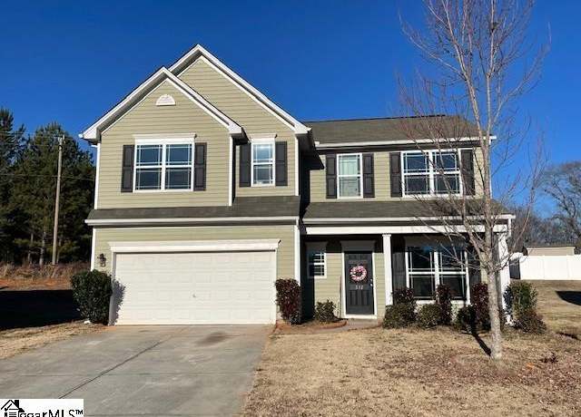 Property at 312 Engelmann Ln, Simpsonville, SC 29680, 3 beds, 2.5 baths