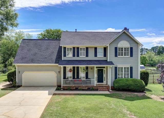 Property at 7 Hyde Park Ln, Mauldin, SC 29662, 4 beds, 2.5 baths