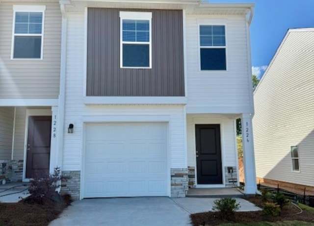 Property at 1226 Forestbrook Ln, Spartanburg, SC 29303, 3 beds, 2.5 baths