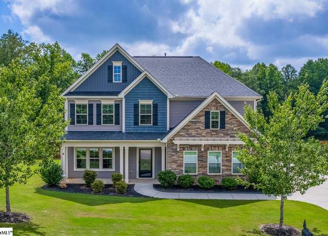 Property at 352 Avendell Dr, Easley, SC 29642, 5 beds, 3.5 baths