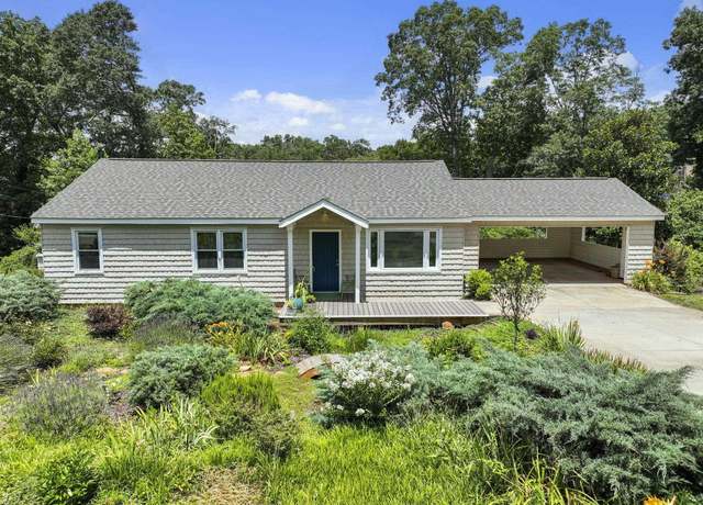 Property at 216 Rodney Ave, Greenville, SC 29617, 3 beds, 1.5 baths
