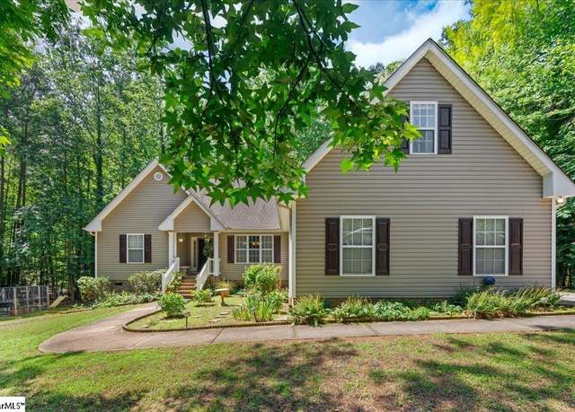 Property at 1140 Meadowbrook Rd, Spartanburg, SC 29307, 3 beds, 2 baths
