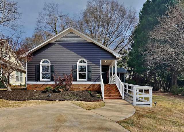Property at 20 Woodbine Ct, Spartanburg, SC 29307, 3 beds, 2 baths