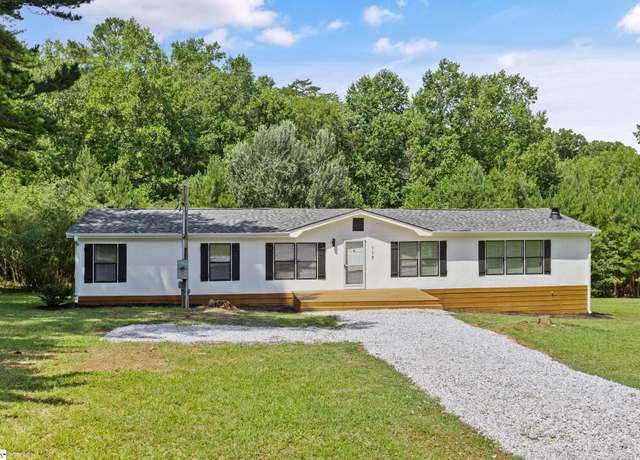 Property at 117 Hummingbird Ln, Easley, SC 29640, 3 beds, 2 baths