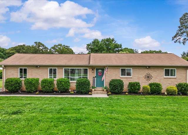 Property at 111 Avon Dr, Taylors, SC 29687, 3 beds, 2 baths