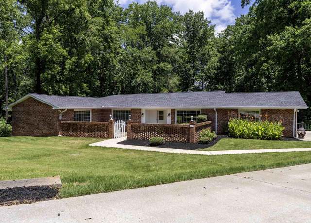 Property at 313 Haverhill Cir, Easley, SC 29640, 4 beds, 3 baths