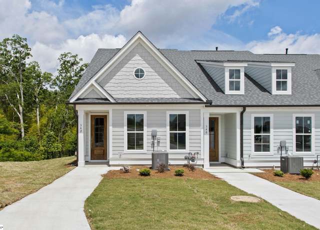 Property at 342 Lake Greenwood Blvd, Greenwood, SC 29649, 3 beds, 2.5 baths