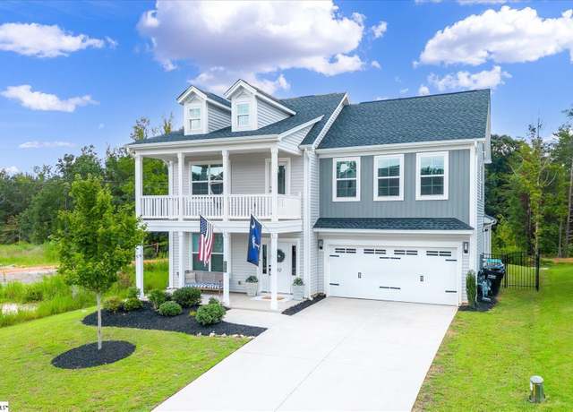 Property at 112 Woodcross Dr, Simpsonville, SC 29681, 5 beds, 3 baths