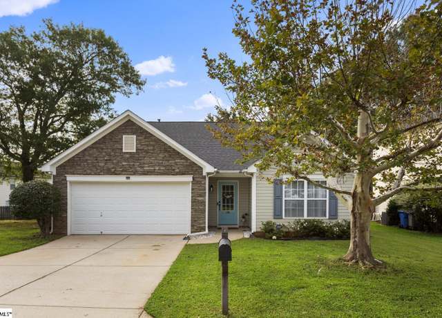 Property at 104 Ridgebrook Way, Greenville, SC 29605, 3 beds, 2 baths