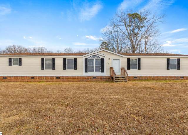 Property at 239 Hipps Ave, Simpsonville, SC 29681, 5 beds, 2 baths