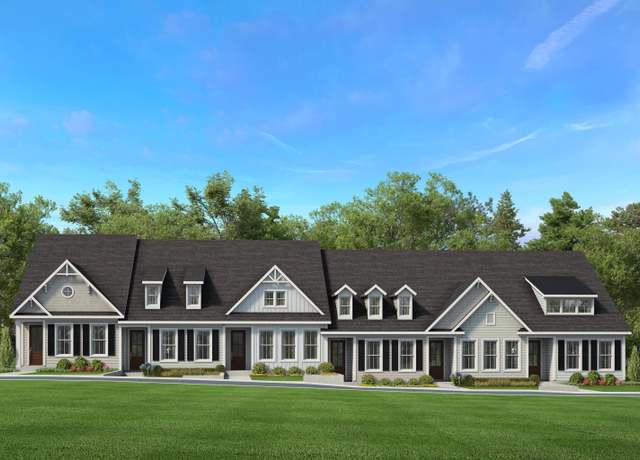 Property at 336 Lake Greenwood Blvd, Greenwood, SC 29649, 3 beds, 2.5 baths
