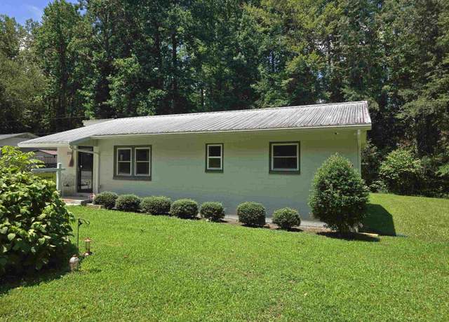 Property at 316 Briar Creek Rd, Walhalla, SC 29691, 3 beds, 1 bath