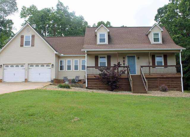 Property at 831 Tubbs Mt Rd, Travelers Rest, SC 29690-9776, 3 beds, 2 baths