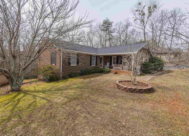 Property at 219 Lockhart Cir, Landrum, SC 29356, 2 beds, 2 baths
