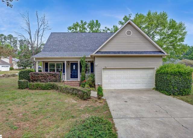 Property at 104 Rocky Chase Dr, Greenville, SC 29615, 3 beds, 2.5 baths