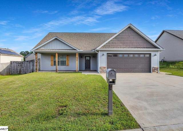 Property at 624 Renita Dr, Boiling Springs, SC 29316, 3 beds, 2 baths