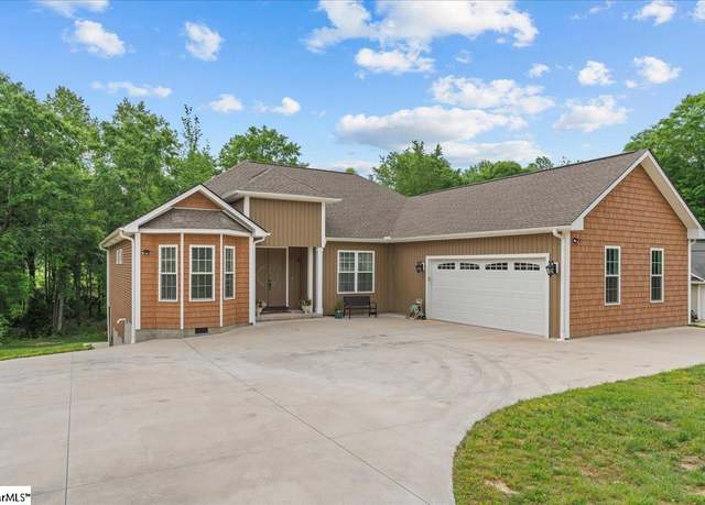 Property at 128 Sheila Dr, Williamston, SC 29697, 4 beds, 3 baths