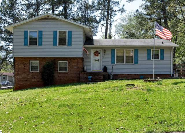 Property at 407 Rotterdam Rd, Easley, SC 29640, 2 beds, 2 baths