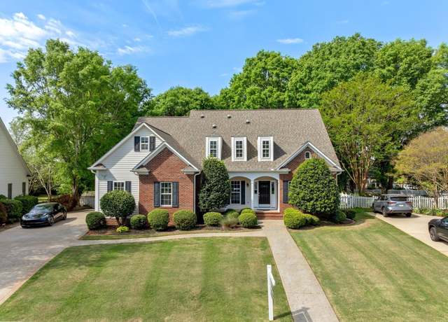 Property at 6 Gables Way, Greenville, SC 29615, 4 beds, 4.5 baths
