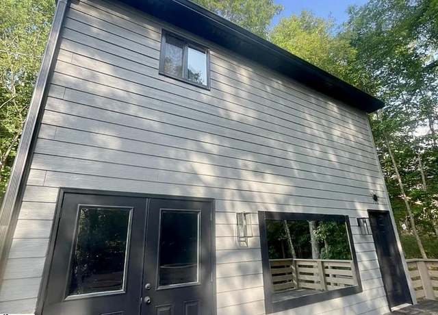 Property at 1017 River Rd, Greer, SC 29651, 2 beds, 2 baths
