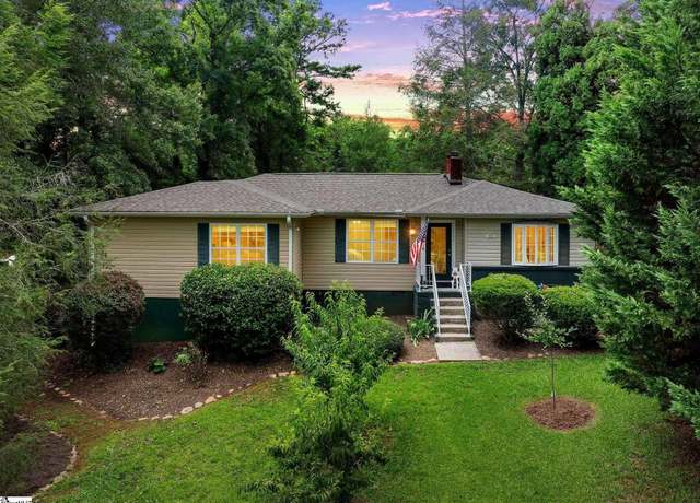 Property at 103 Forest Ave, Landrum, SC 29356, 4 beds, 3 baths