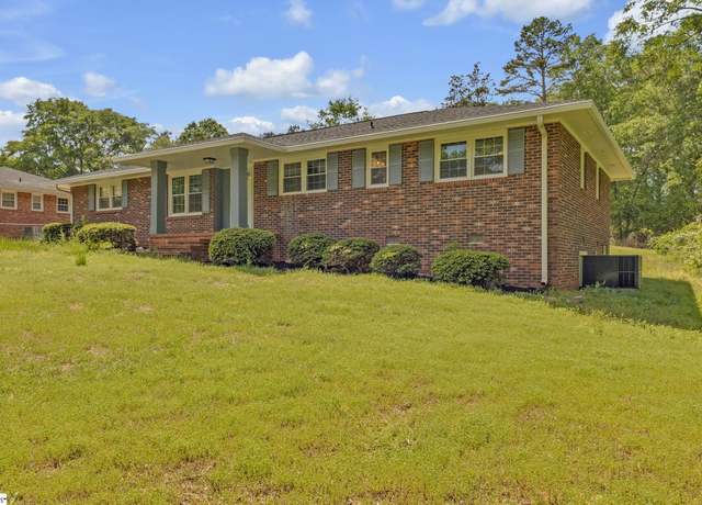 Property at 710 Druid Hills Dr, Anderson, SC 29621-6944, 3 beds, 2 baths