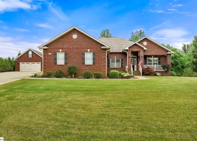 Property at 109 Baybrooke Ln, Anderson, SC 29621, 4 beds, 3 baths