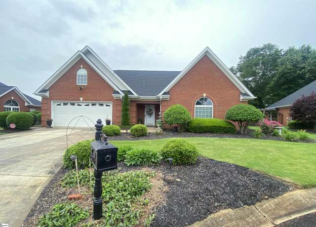 Property at 113 Carmen Way, Easley, SC 29642, 2 beds, 2 baths