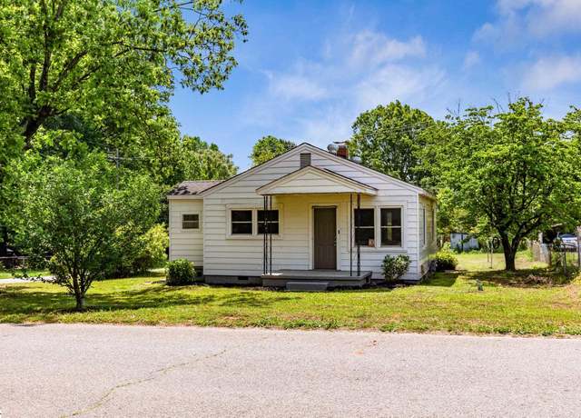 Property at 312 Hugh St, Anderson, SC 29642, 2 beds, 1 bath