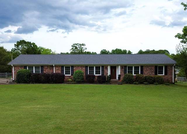 Property at 1201 Three Bridges Rd, Easley, SC 29642, 3 beds, 2 baths