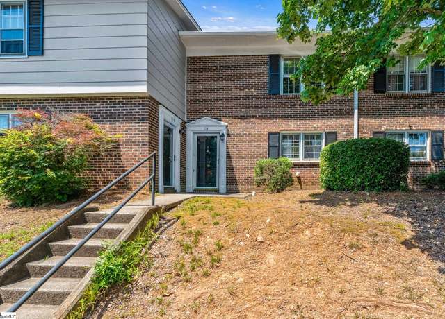 Property at 114 Fernridge Dr, Spartanburg, SC 29307, 2 beds, 2.5 baths