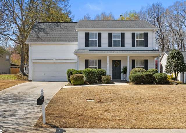 Property at 20 Renforth Rd, Simpsonville, SC 29681, 3 beds, 2.5 baths