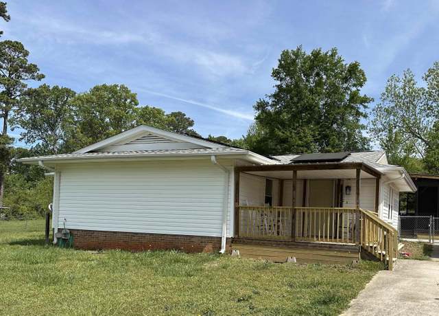 Property at 512 Rotterdam Rd, Easley, SC 29640, 3 beds, 2 baths