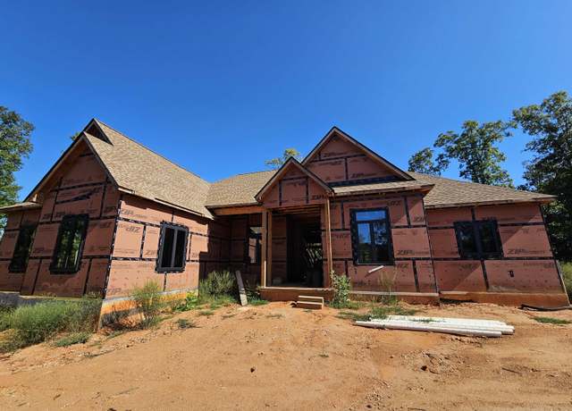 Property at 210 Stewart Gin Rd, Liberty, SC 29657, 6 beds, 3.5 baths