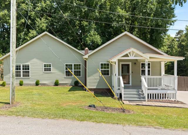 Property at 10 N Rockview Dr, Greenville, SC 29609, 3 beds, 2.5 baths