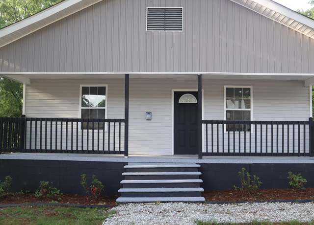 Property at 205 Magnolia St, Gaffney, SC 29340, 3 beds, 2 baths
