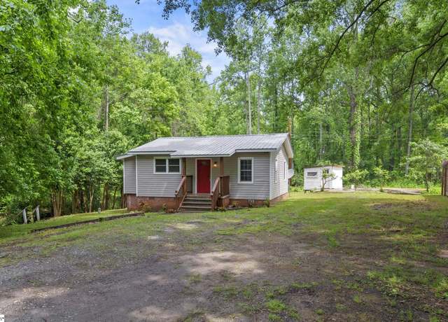 Property at 10426 Greenville Hwy, Wellford, SC 29385, 2 beds, 1 bath
