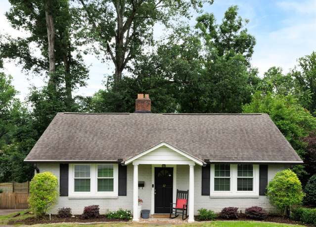 Property at 32 Douglas Dr, Greenville, SC 29605, 3 beds, 2 baths