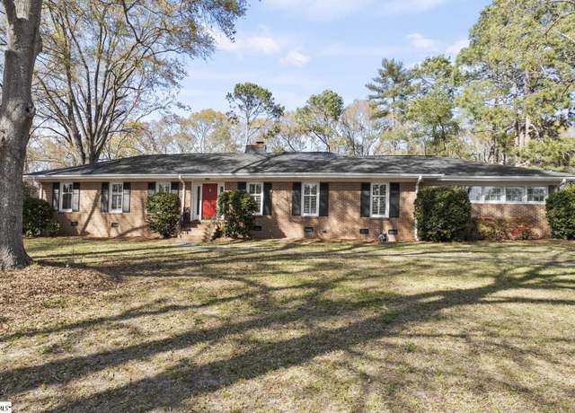 Property at 106 Belmont Dr, Fountain Inn, SC 29644, 3 beds, 2 baths